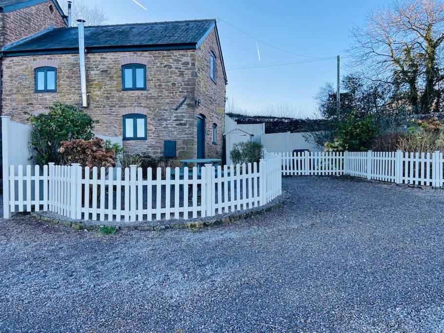 The Chaff House Country Cottage Welsh Newton Common Exterior foto